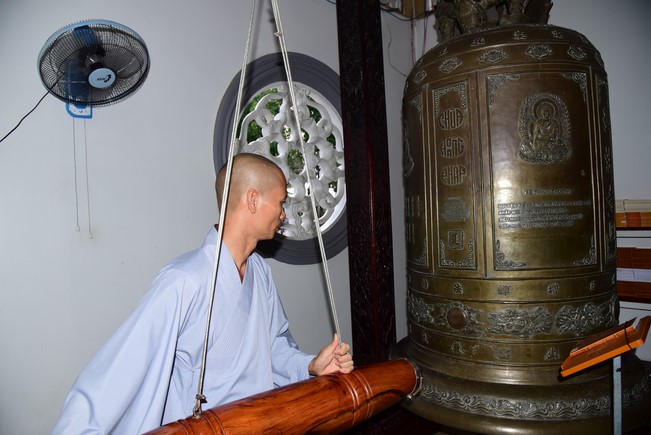 Pratimoksa commandment rite